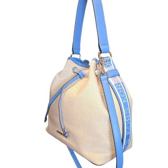 BINGO! Live Show Game (Blue Sheet) - Picture 8 of 10